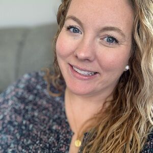 Meet your Posher, Alexandra